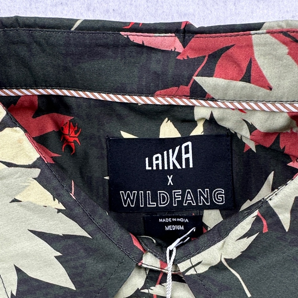 Wildfang x Laika Women's Cropped Short Sleeve Button Up Shirt Size Medium - Picture 2 of 5